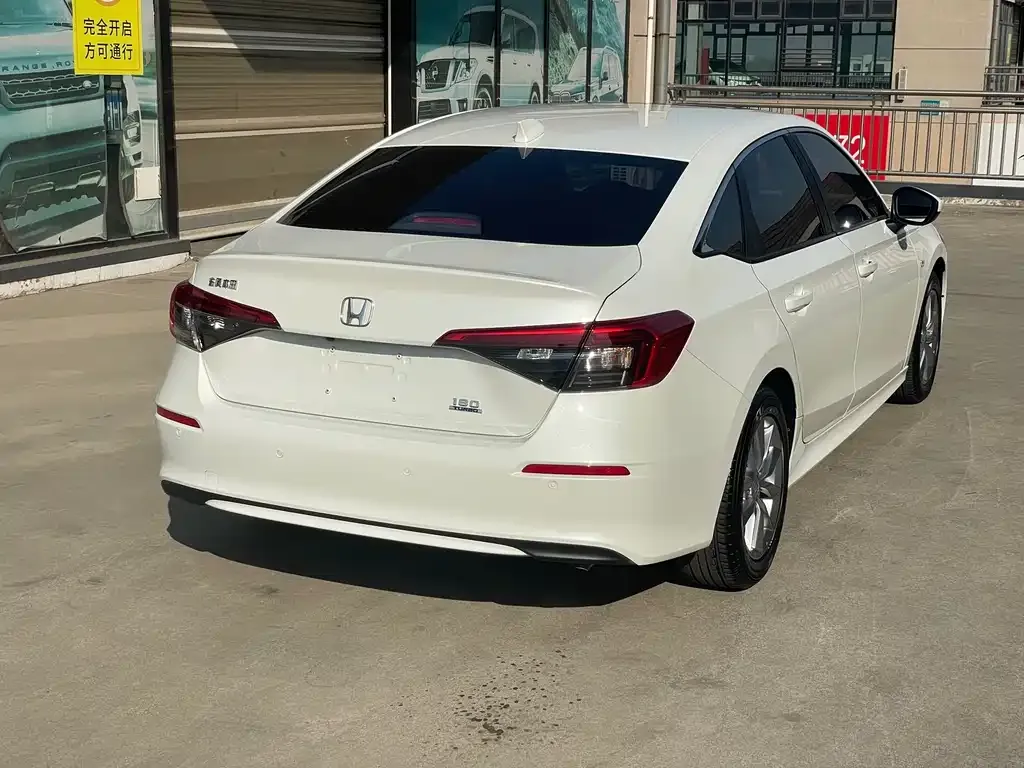Honda Civic 2021 из CN, фото 2