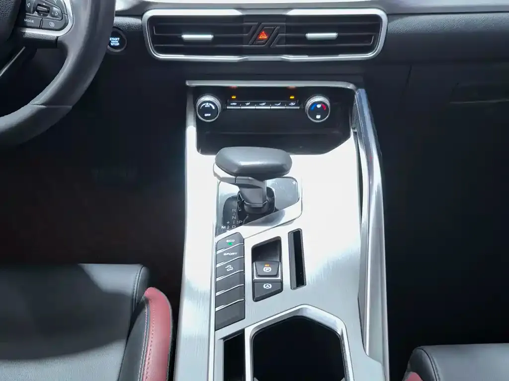 Geely Binyue 2021 из CN, фото 4