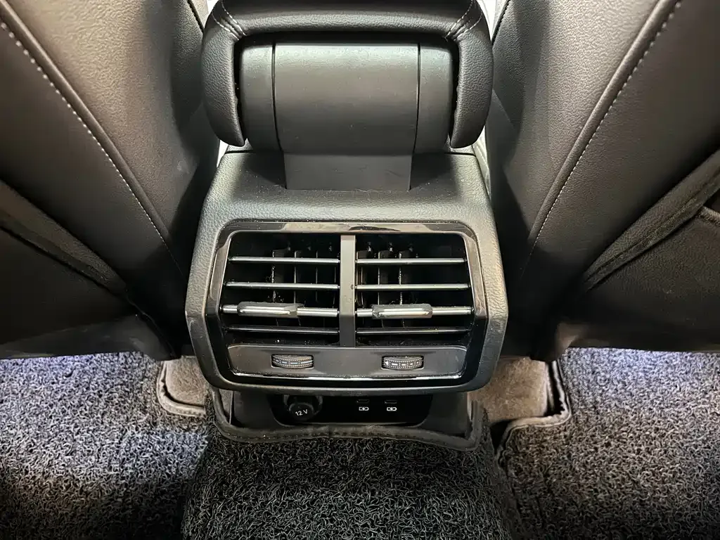 Audi Q3 Sportback 2022 из CN, фото 10