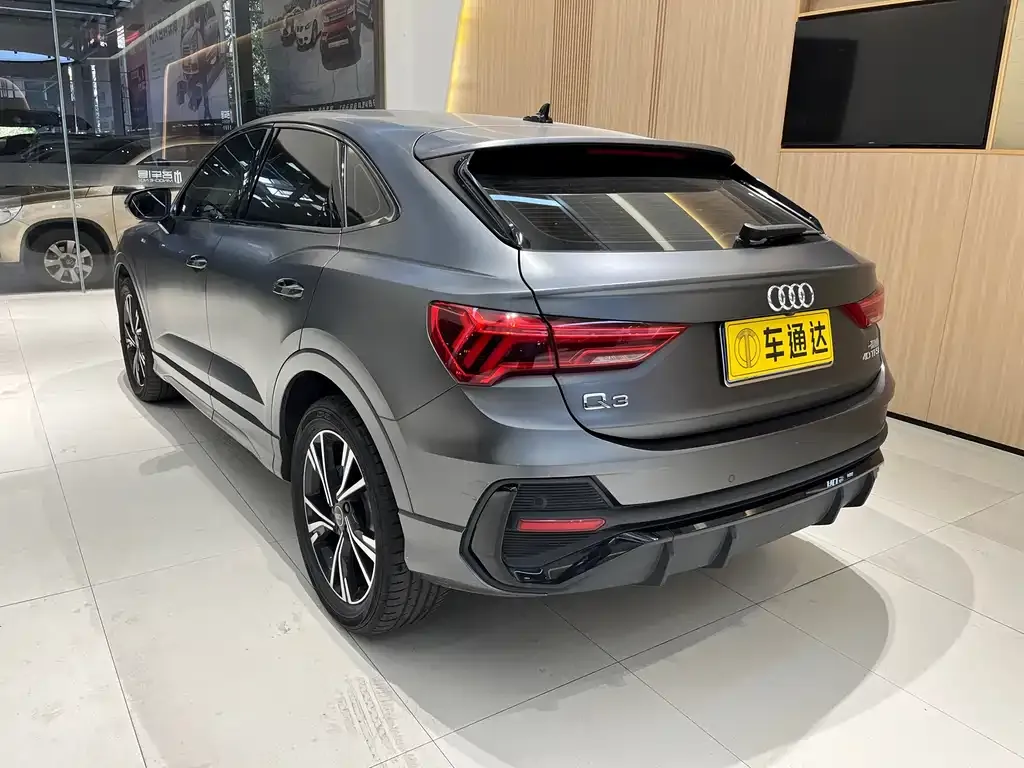 Audi Q3 Sportback 2022 из CN, фото 9