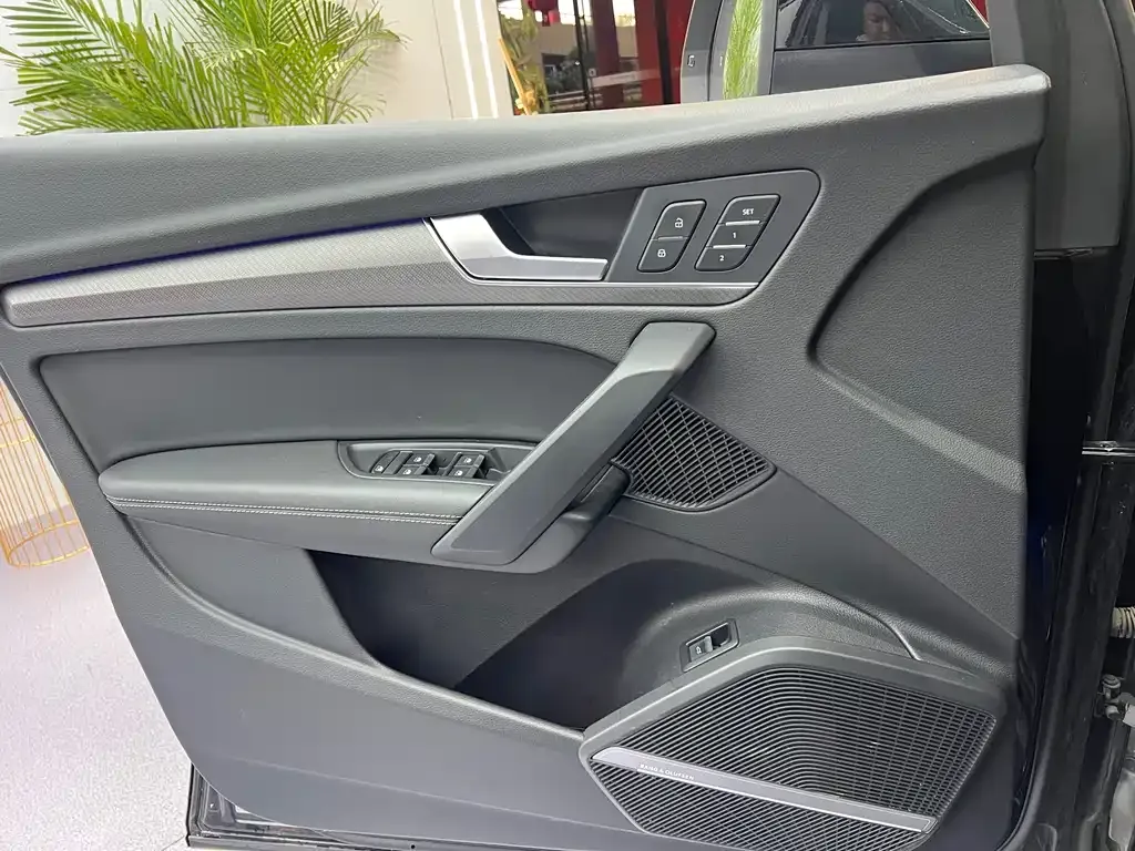 Audi Q5L 2021 из CN, фото 10