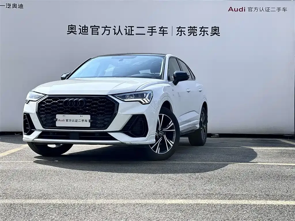 Audi Q3 Sportback — фото 1