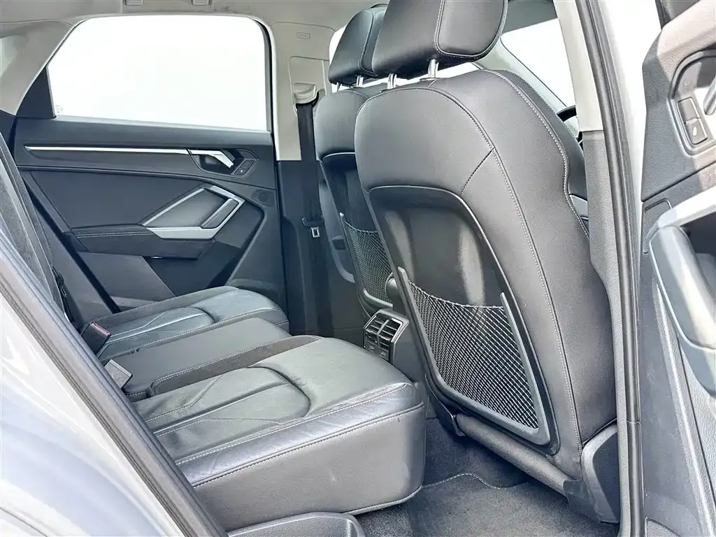 Audi Q3 Sportback — фото 8