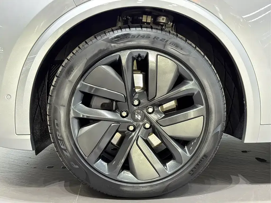 Li Auto L8 2023 из CN, фото 6