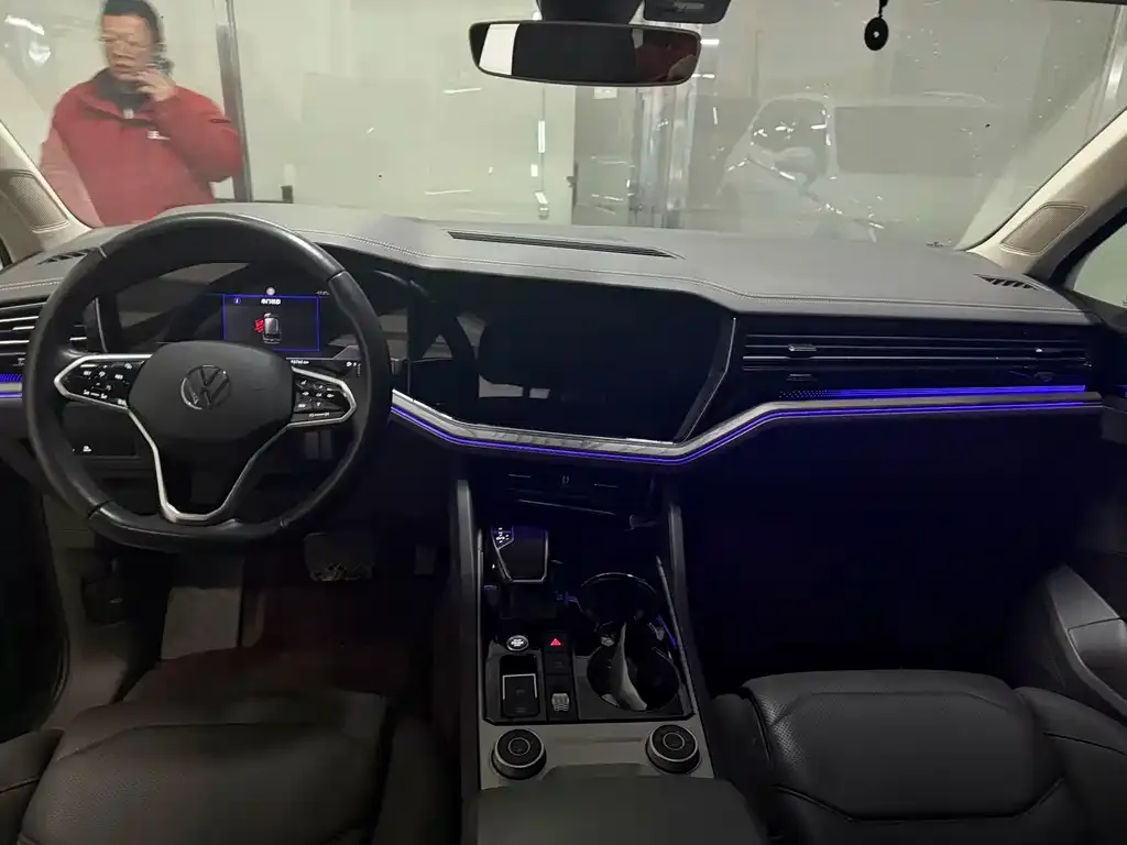 Volkswagen Touareg 2022 из CN, фото 8