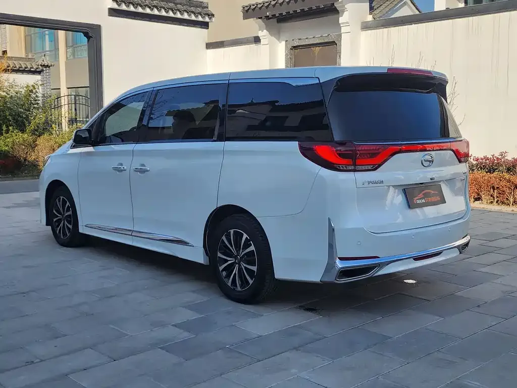 GAC Motor Trumpchi M8 — фото 9