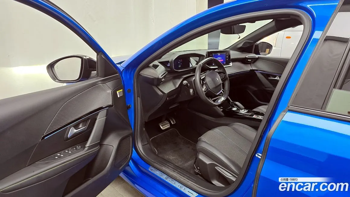 Peugeot 208 2021 из KR, фото 5