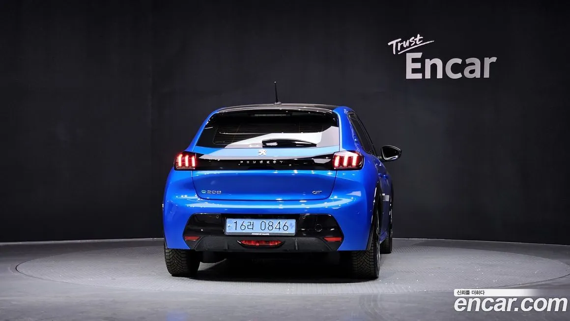 Peugeot 208 2021 из KR, фото 4