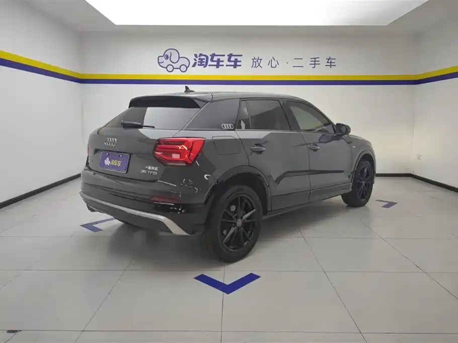 Audi Q2L 2021 из CN, фото 5