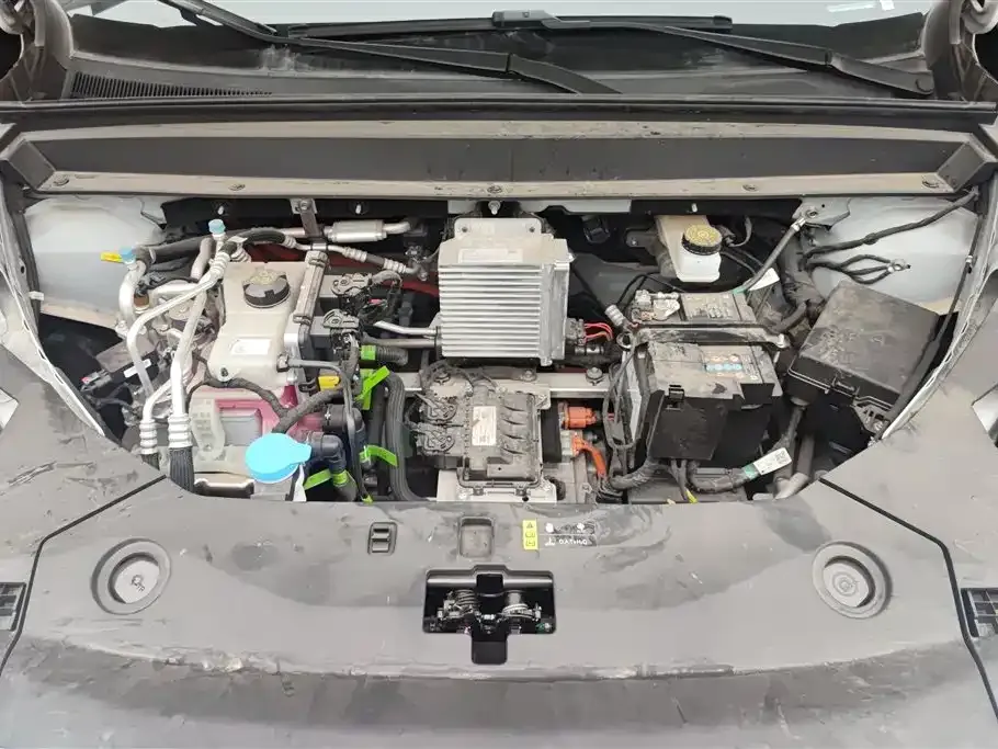 Toyota Platinum 3X 2025 из CN, фото 6