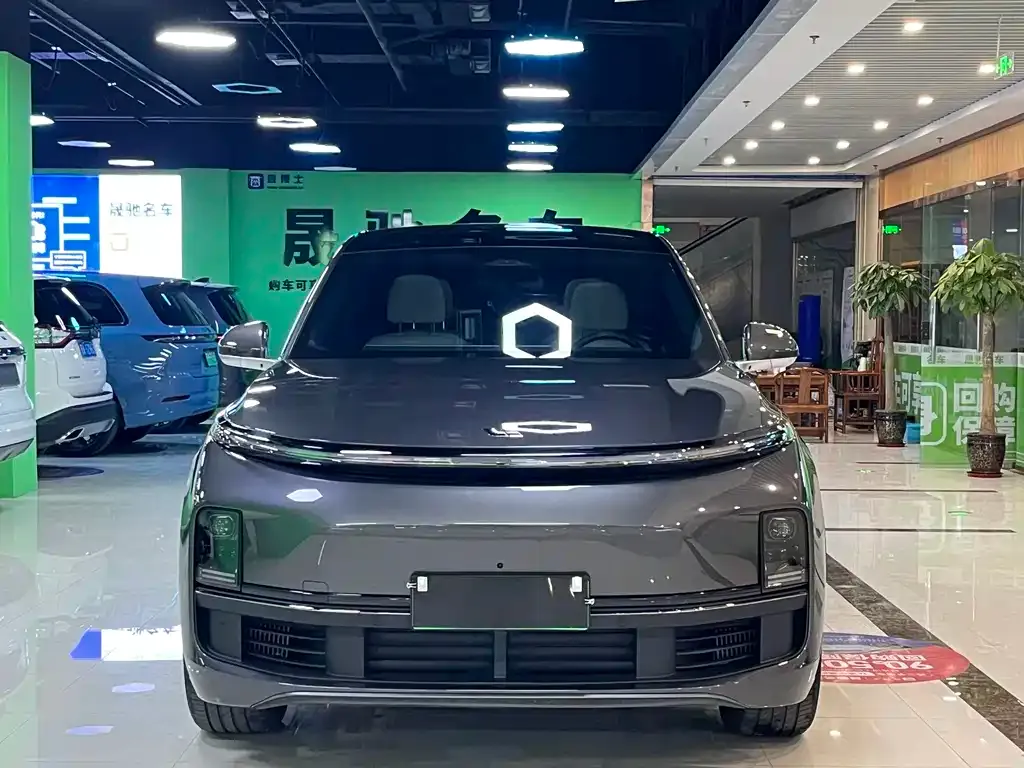 Li Auto L8 2025 из CN, фото 2