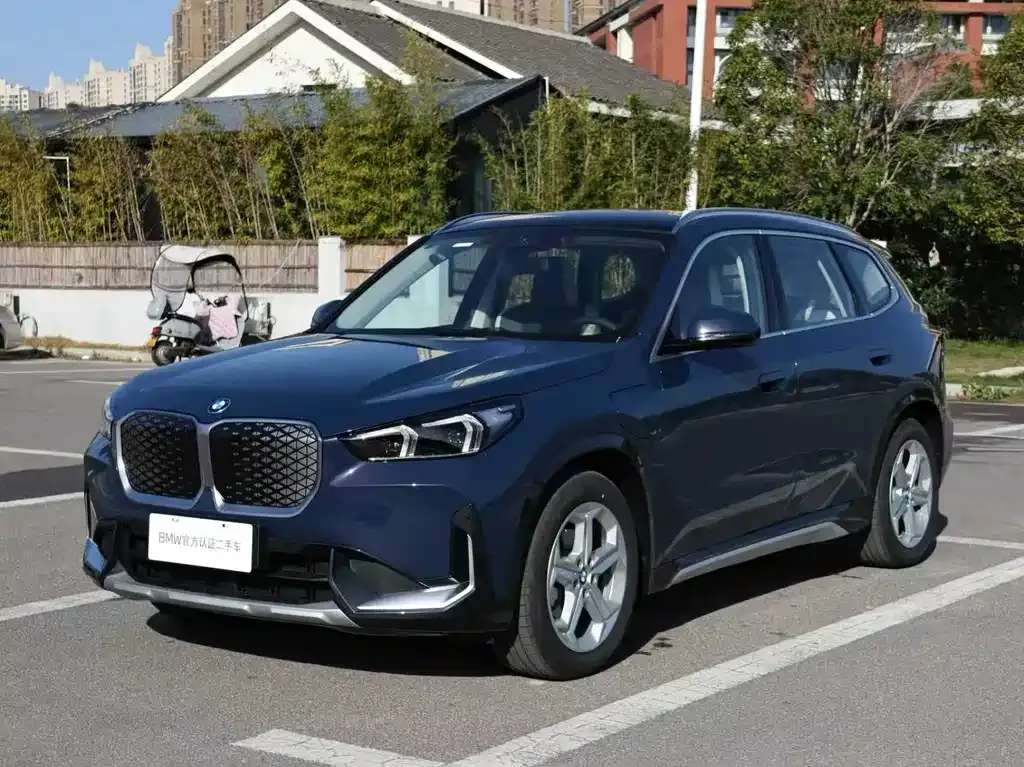 BMW iX1 2026 из CN, фото 1