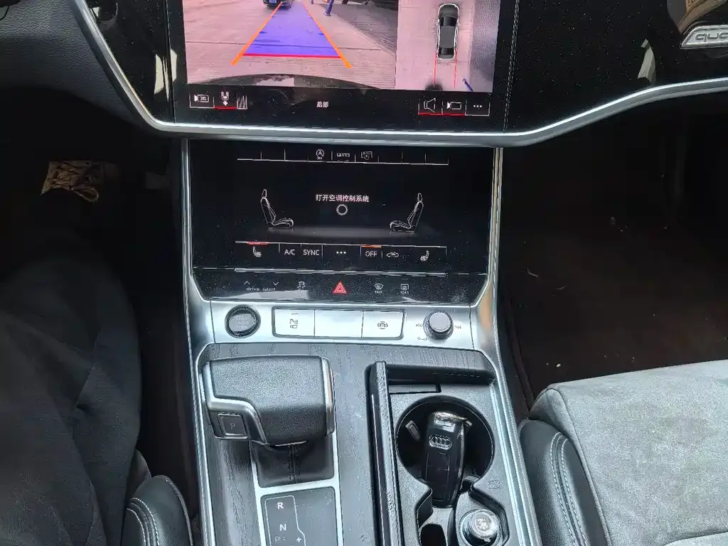 Audi A6L 2024 из CN, фото 2