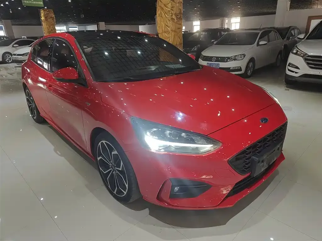 Ford Focus 2021 из CN, фото 5