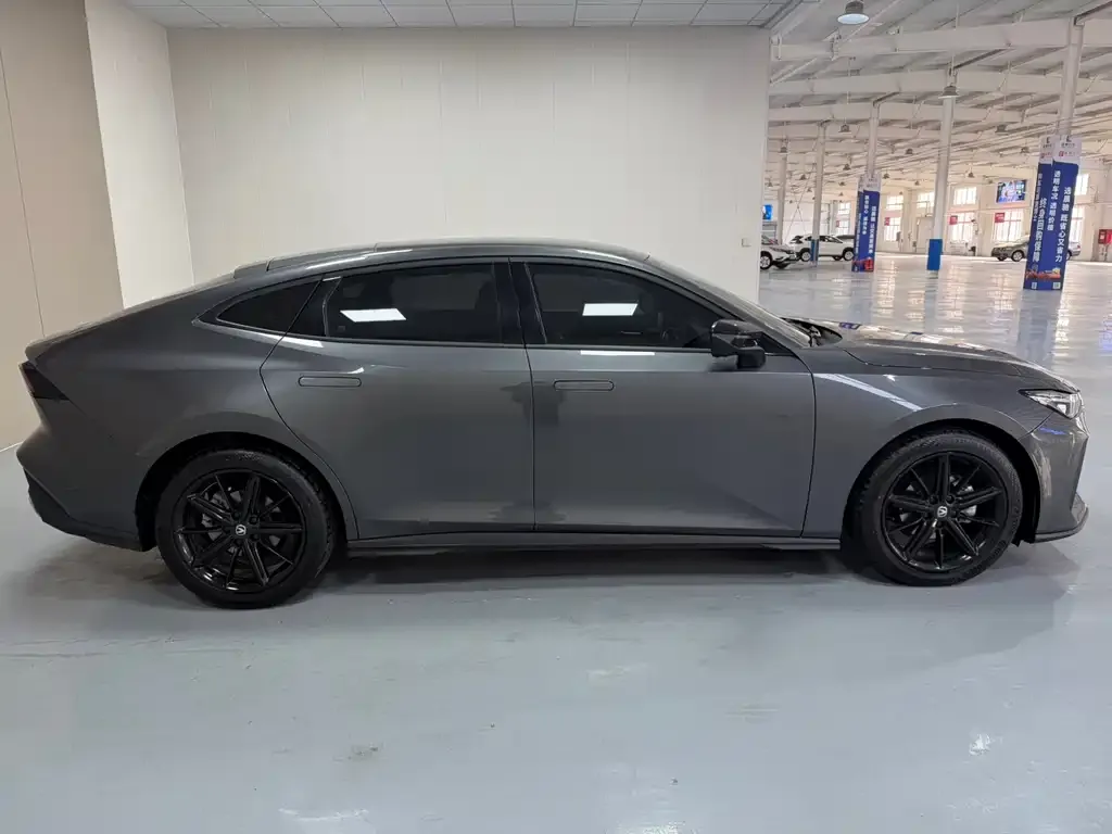 Changan UNI-V 2023 из CN, фото 6