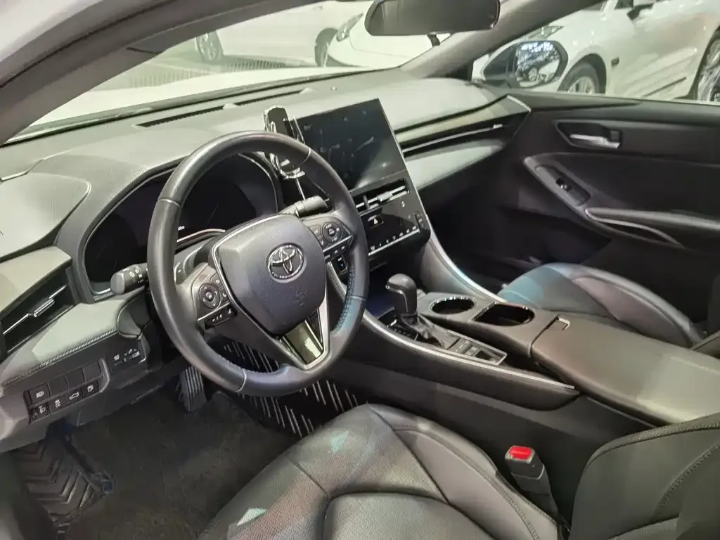 Toyota Avalon 2024 из CN, фото 2