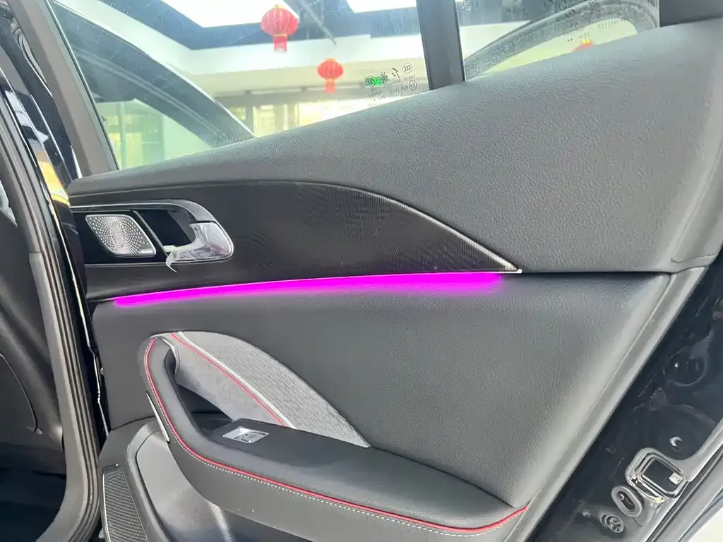 Hongqi H6 2025 из CN, фото 9