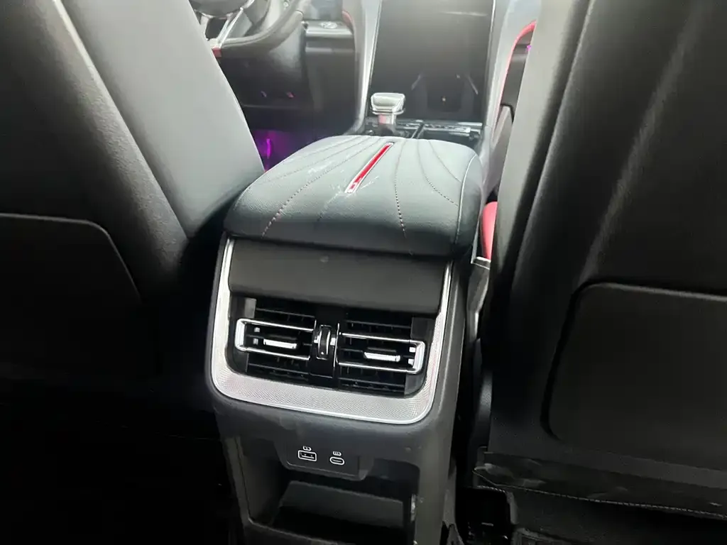 Hongqi H6 2025 из CN, фото 8
