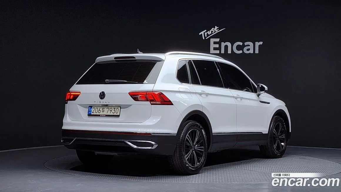 Volkswagen Tiguan — фото 3