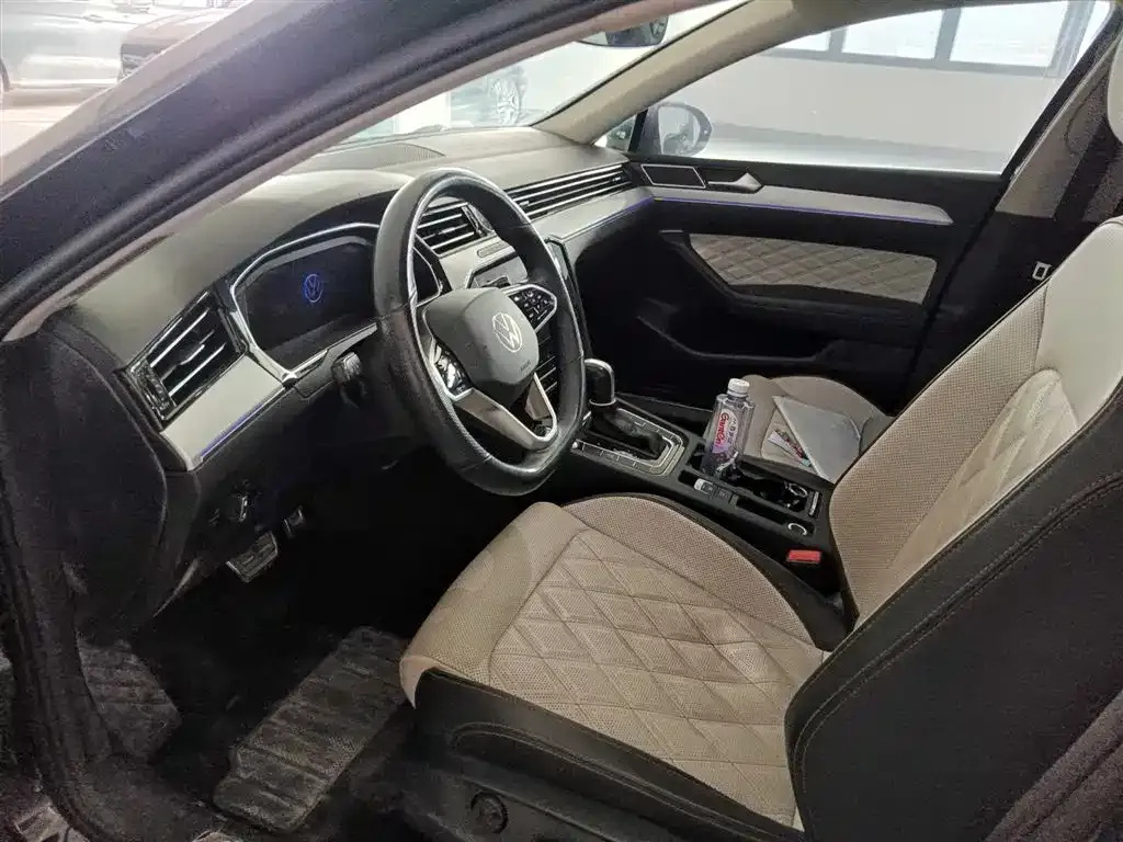Volkswagen Magotan 2023 из CN, фото 4