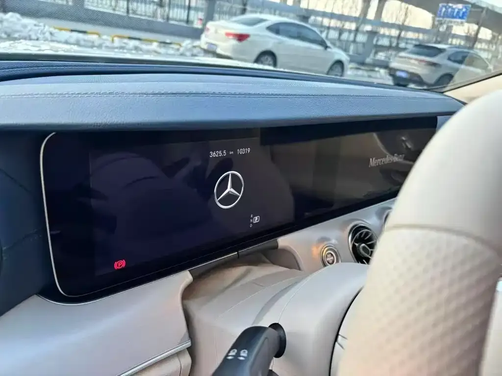 Mercedes-Benz E-Class (Import) 2023 из CN, фото 2