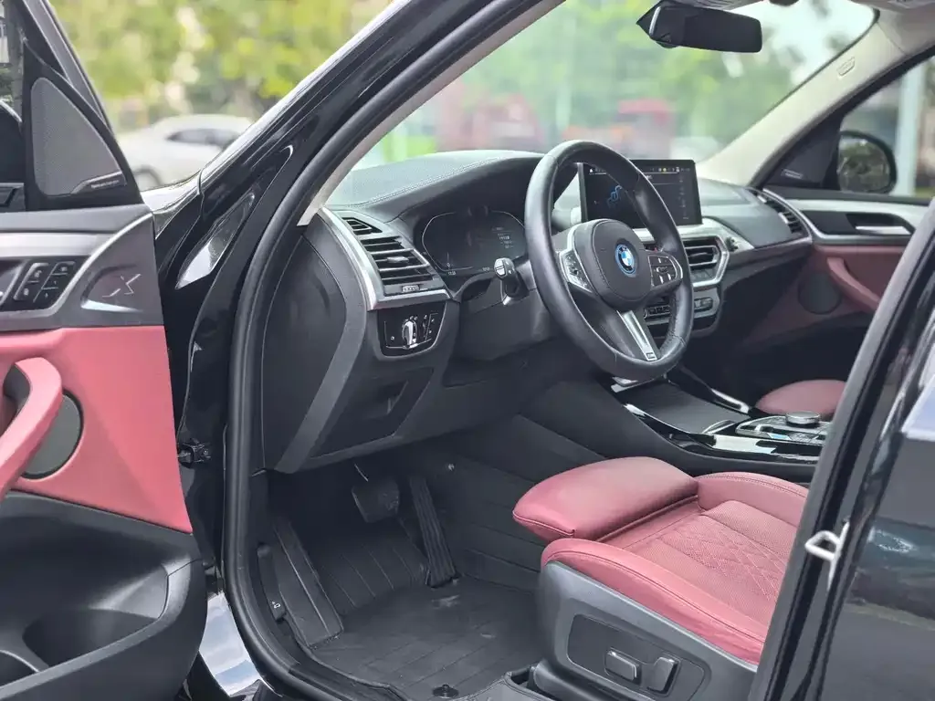 BMW iX3 2023 из CN, фото 6
