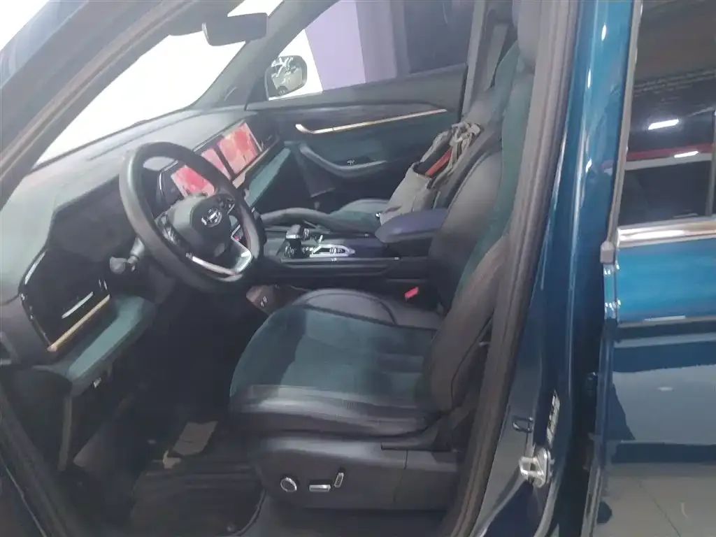 Geely Xingyue L 2022 из CN, фото 2