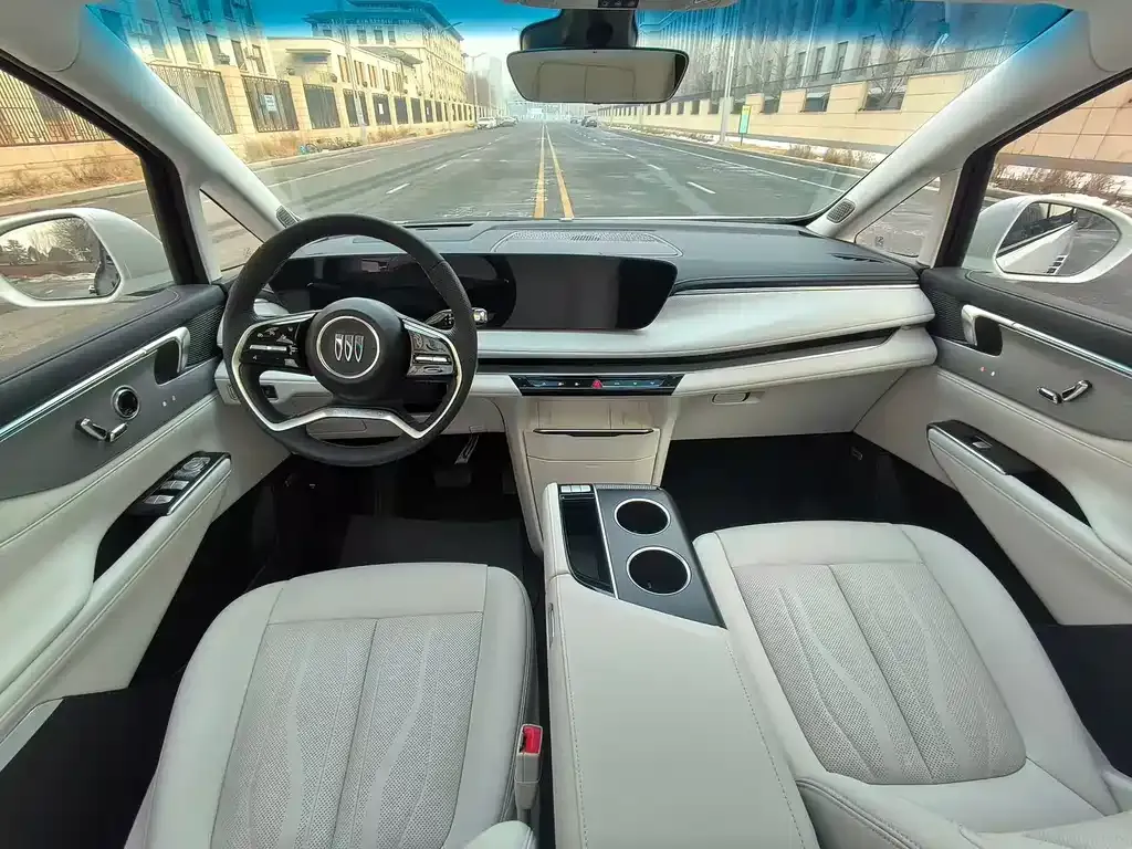 Buick GL8 Hybrid 2025 из CN, фото 3