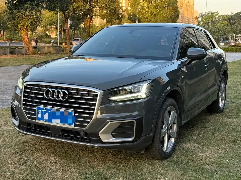 Audi Q2L 2021 из CN, фото 1