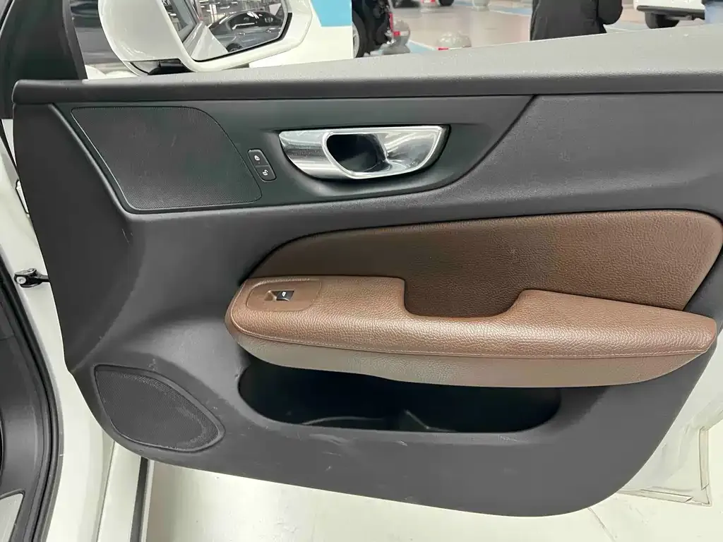 Volvo S60 2021 из CN, фото 5