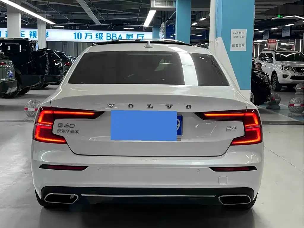 Volvo S60 2021 из CN, фото 6