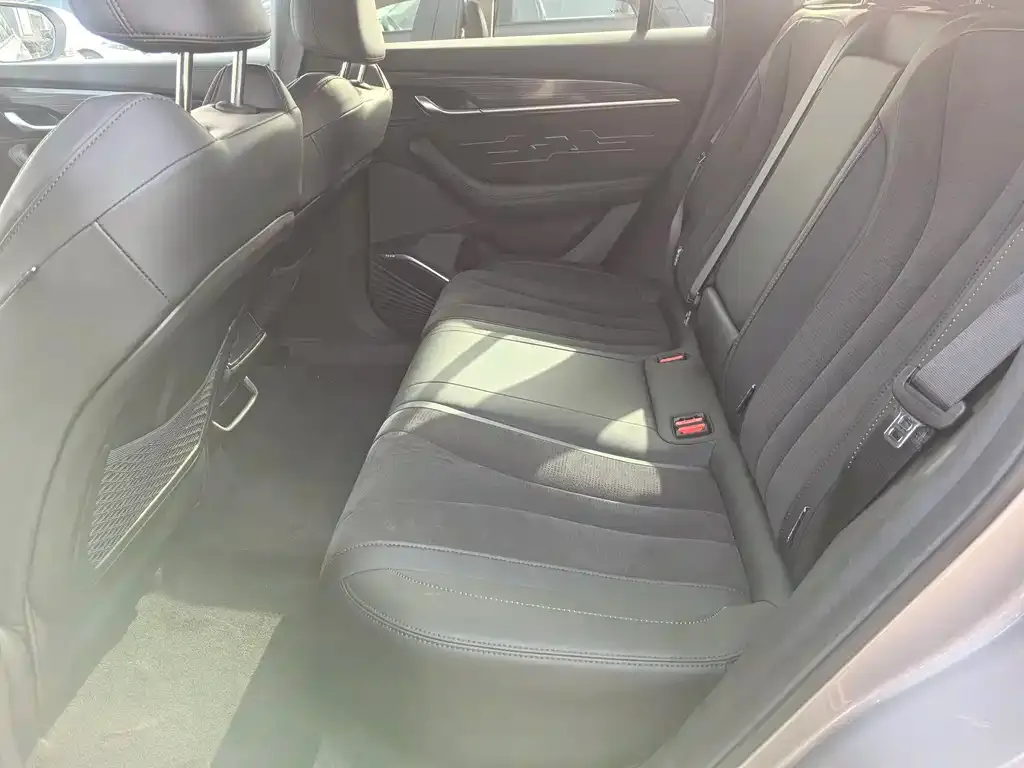 Geely Xingyue L 2025 из CN, фото 4