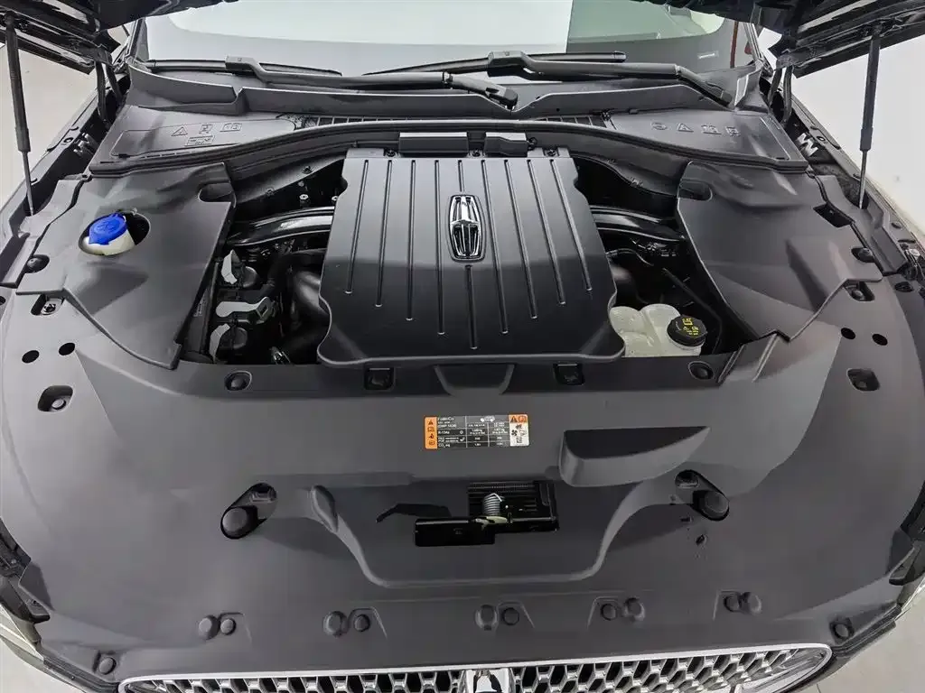 Lincoln Aviator 2023 из CN, фото 8