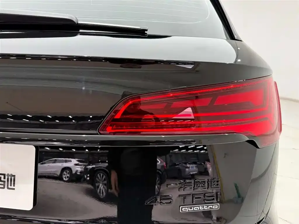 Audi Q5L 2023 из CN, фото 9