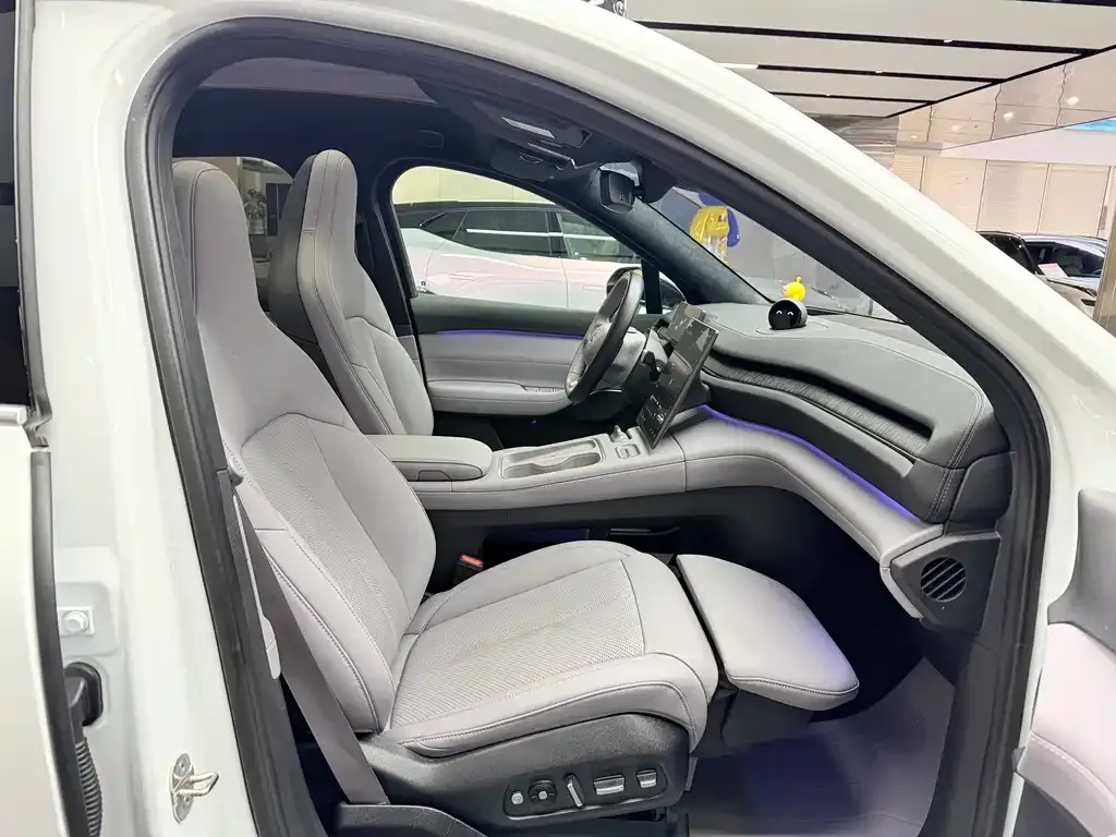 NIO EC6 2025 из CN, фото 7