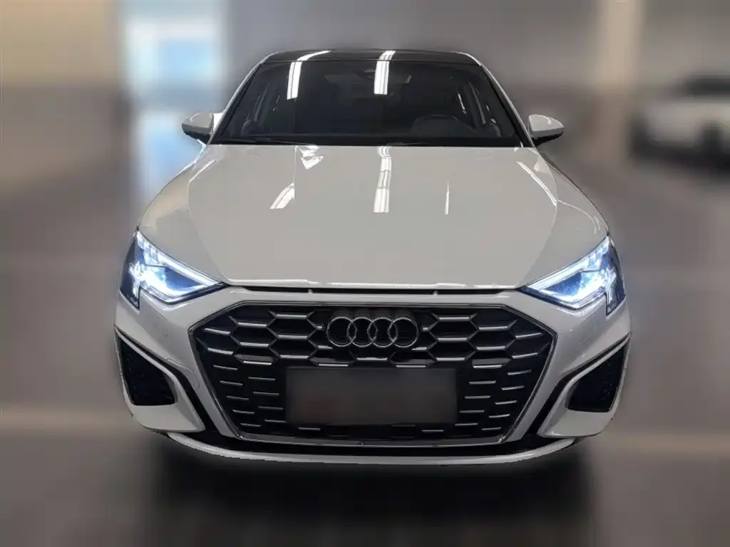 Audi A3 2024 из CN, фото 2