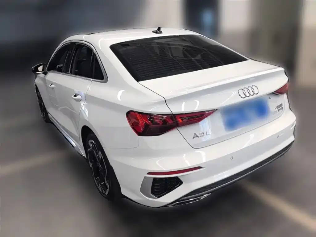 Audi A3 2024 из CN, фото 6