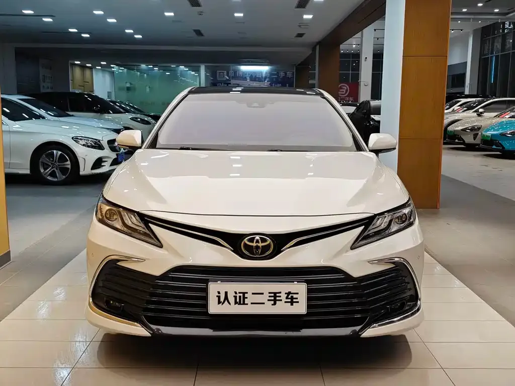 Toyota Camry 2023 из CN, фото 4