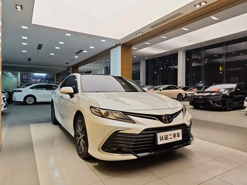Toyota Camry 2023 из CN, фото 10