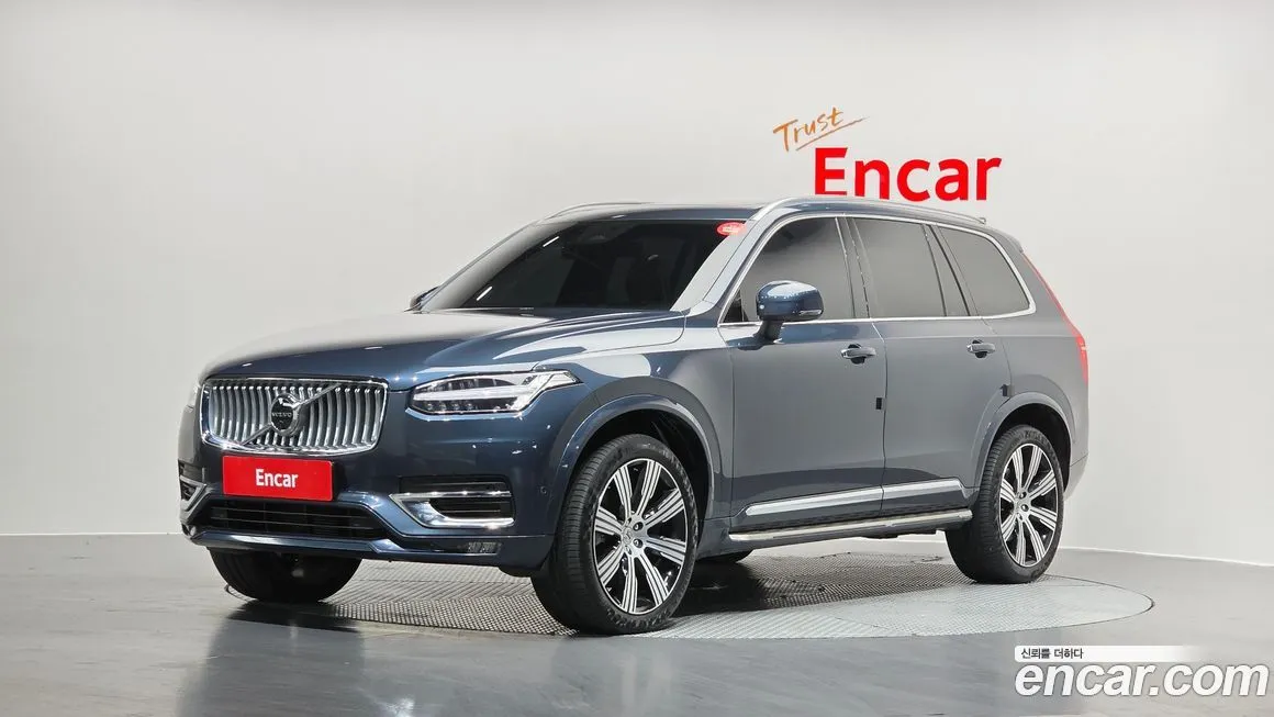 Volvo XC90 — фото 1