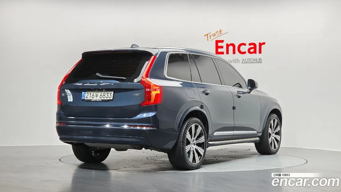 Volvo XC90 — фото 6