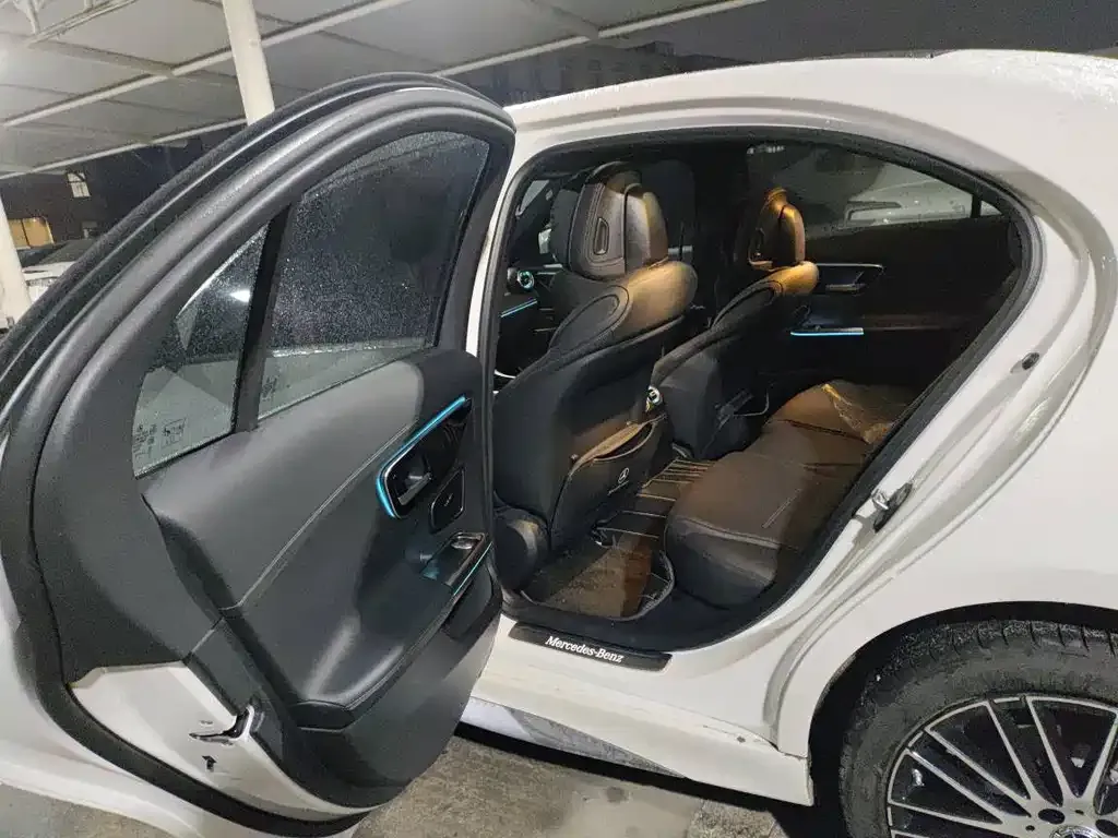 Mercedes-Benz C-Class 2024 из CN, фото 4