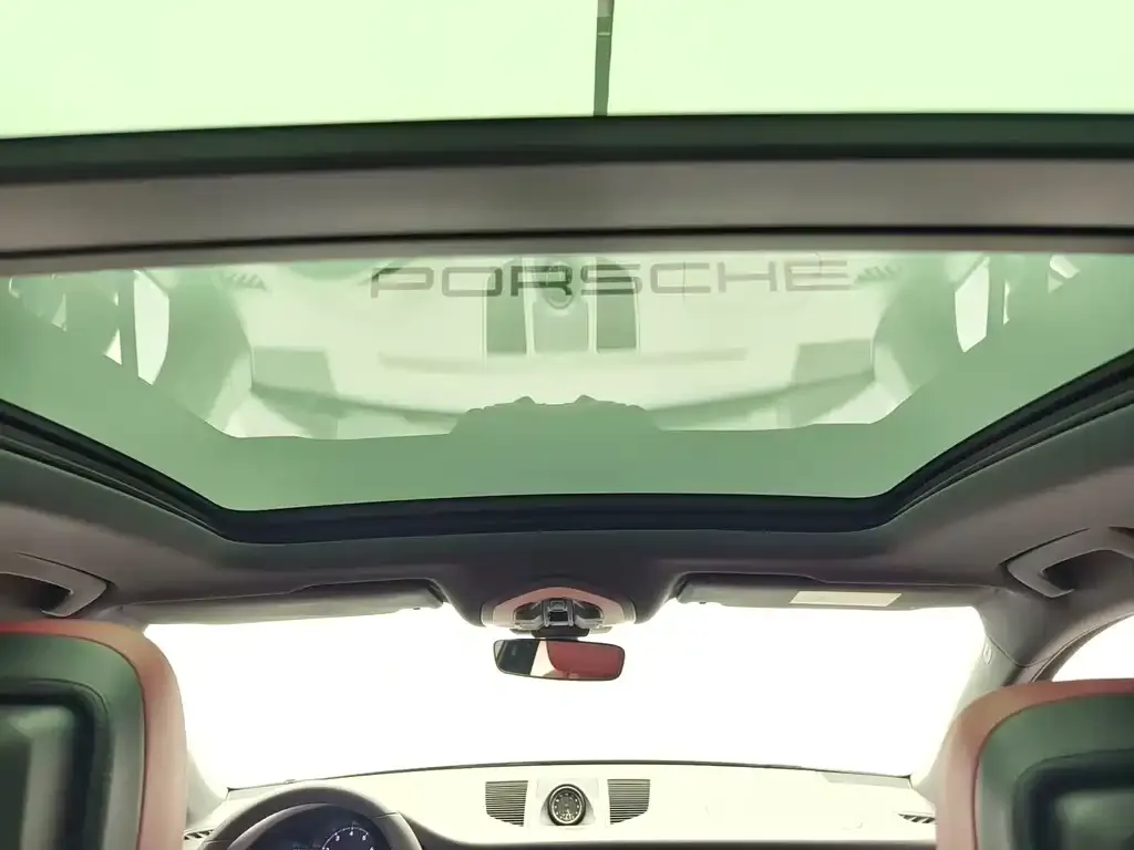 Porsche Macan 2024 из CN, фото 4