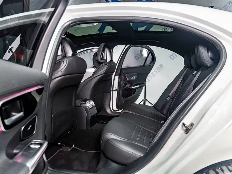 Mercedes-Benz C-Class 2025 из CN, фото 6