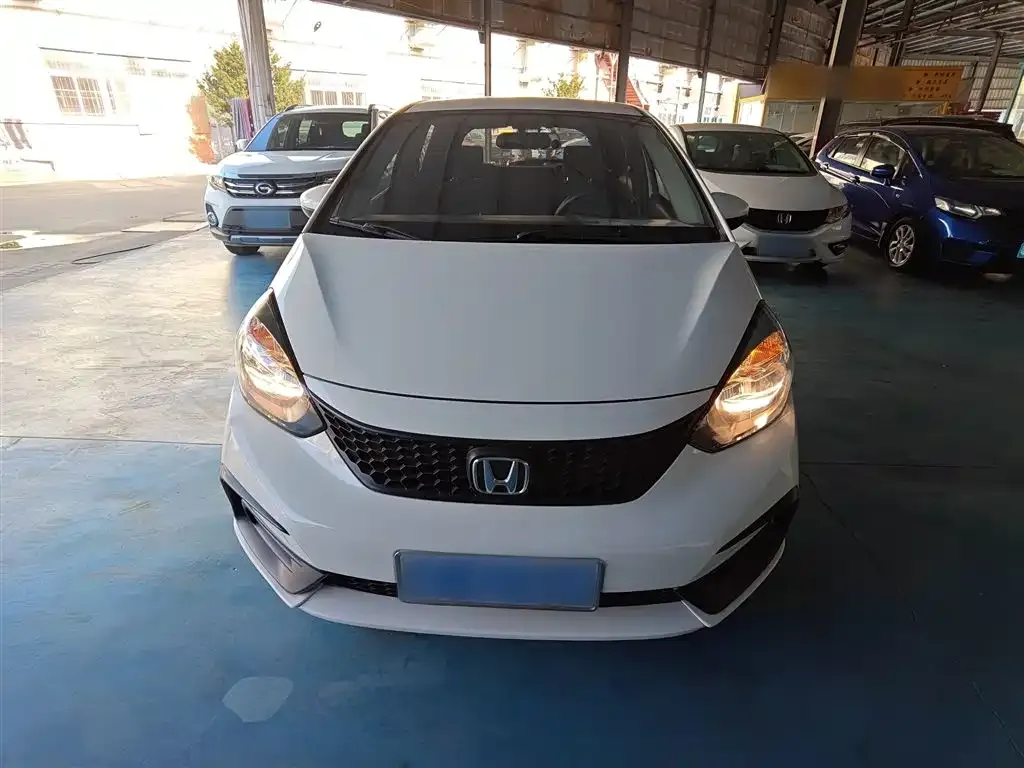 Honda Fit — фото 2