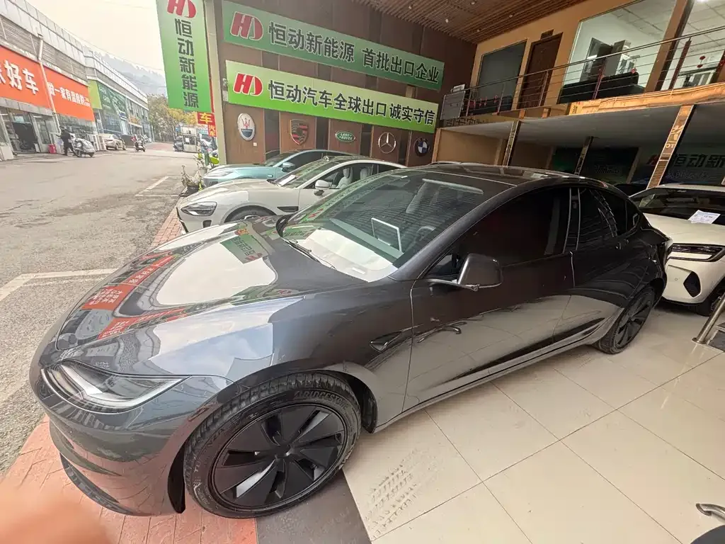 Tesla Model 3 2025 из CN, фото 5