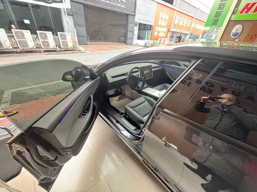 Tesla Model 3 2025 из CN, фото 7