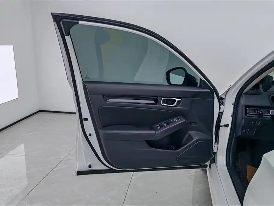 Honda Civic 2024 из CN, фото 3