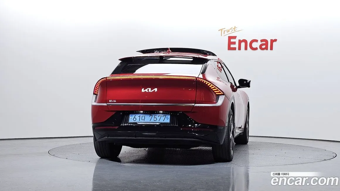 Kia EV6 — фото 7