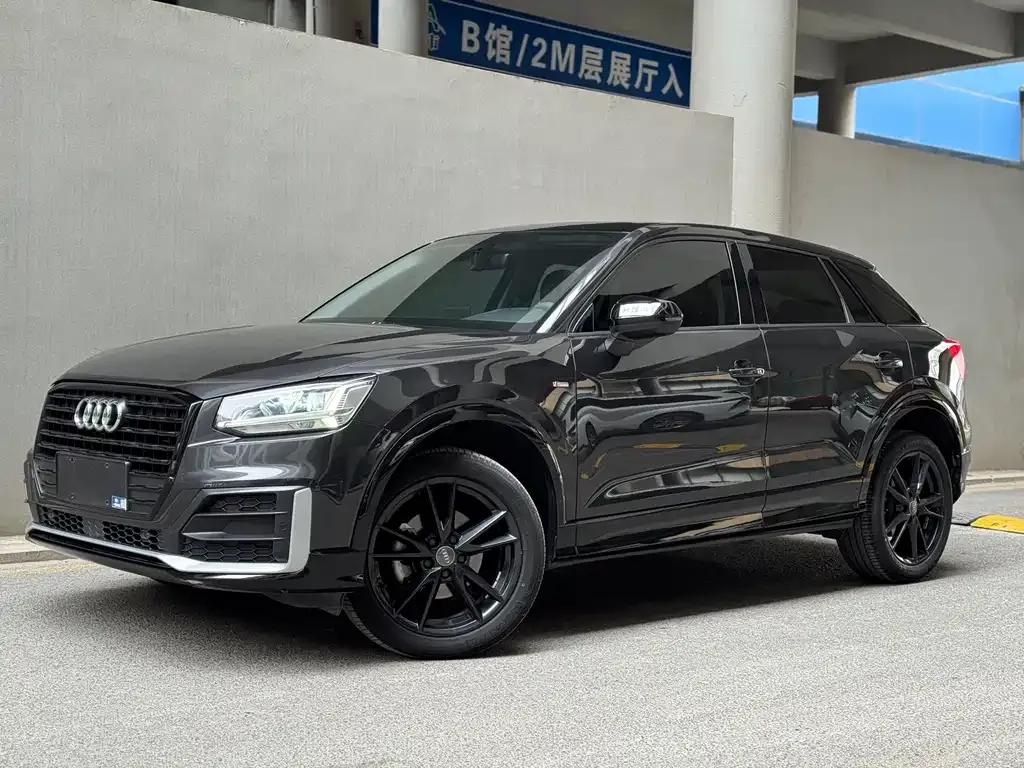 Audi Q2L 2022 из CN, фото 1